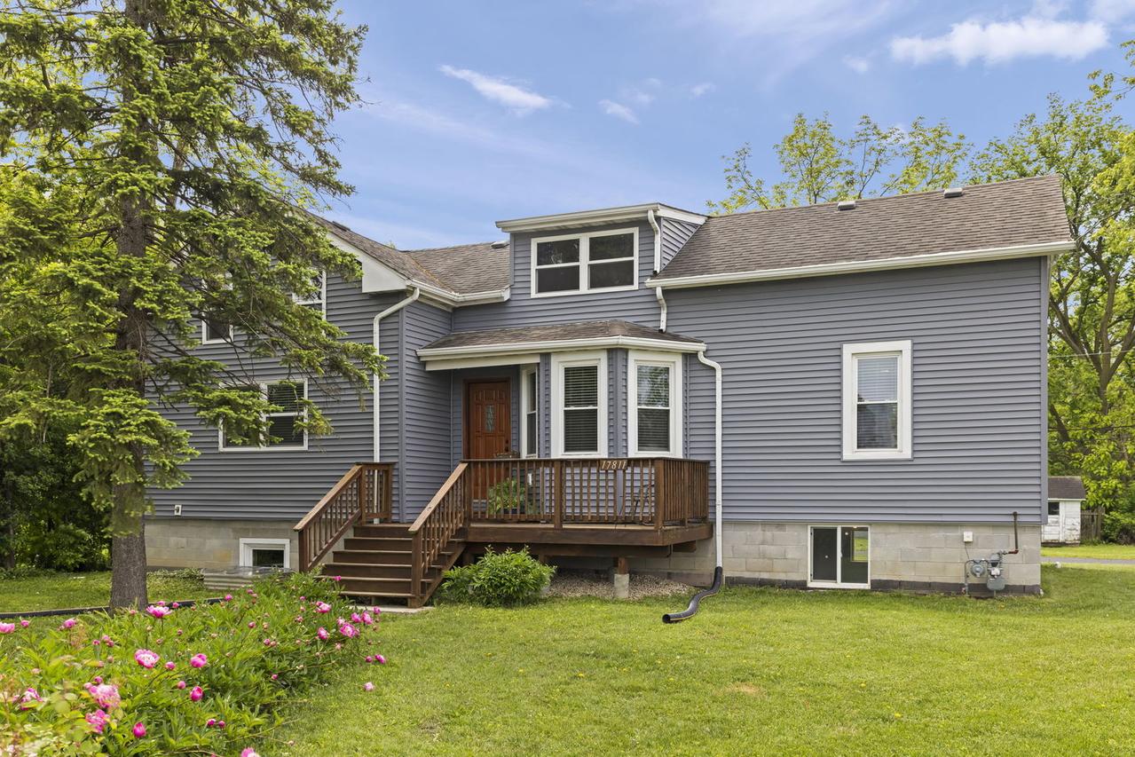 17811 Harwood Ave., Homewood, IL 60430