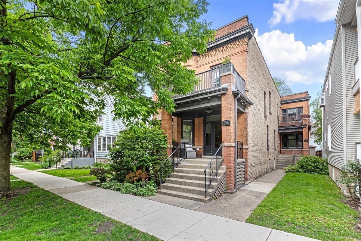 2158 W Giddings St. #1, Chicago, IL 60625