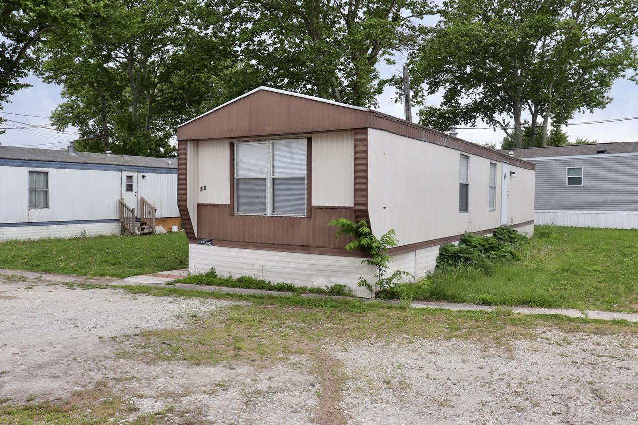 18 Lynn Ave., Justice, IL 60458