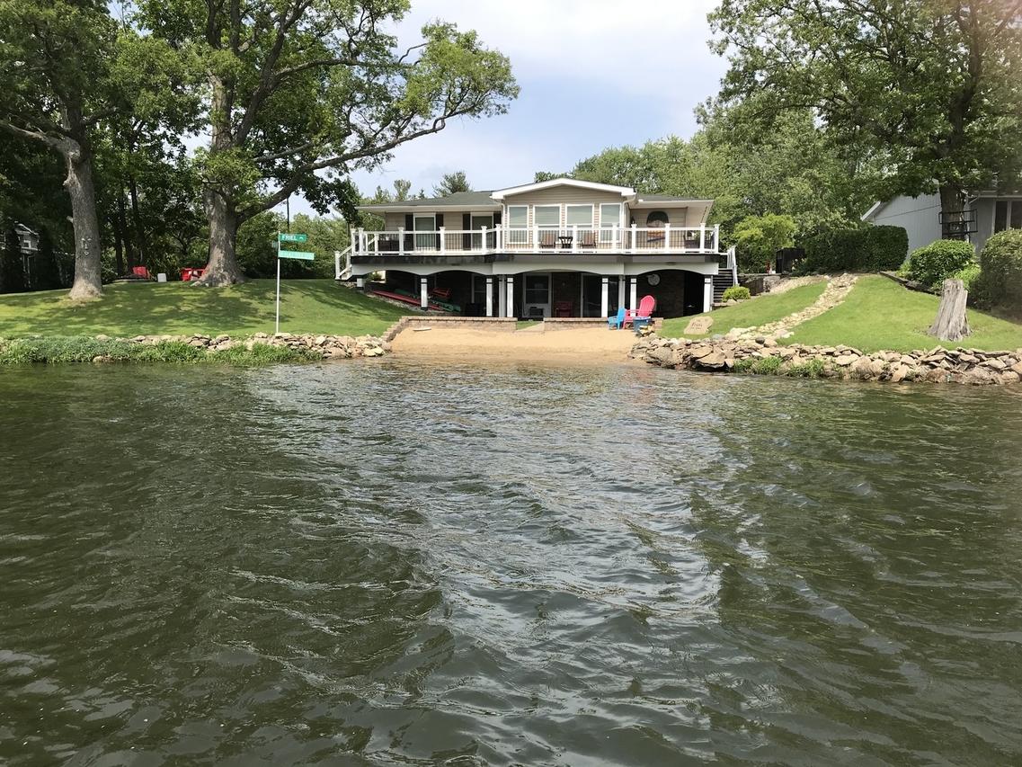117 Comanche Tr., Loda, IL 60948