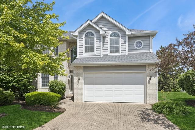860 Turnberry Ln., Willowbrook, IL 60527