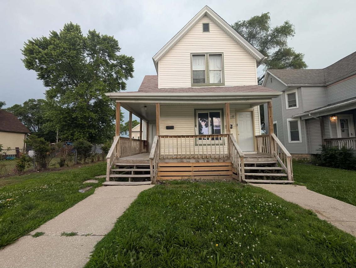 641-645 N Indiana Ave., Kankakee, IL 60901