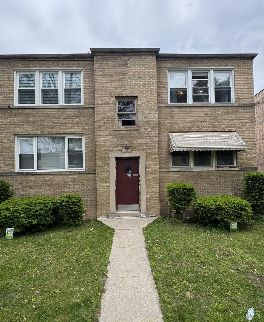 6531 N Hoyne Ave. #2S, Chicago, IL 60645
