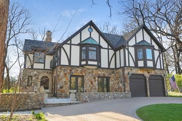 8100 S County Line Rd., Burr Ridge, IL 60527