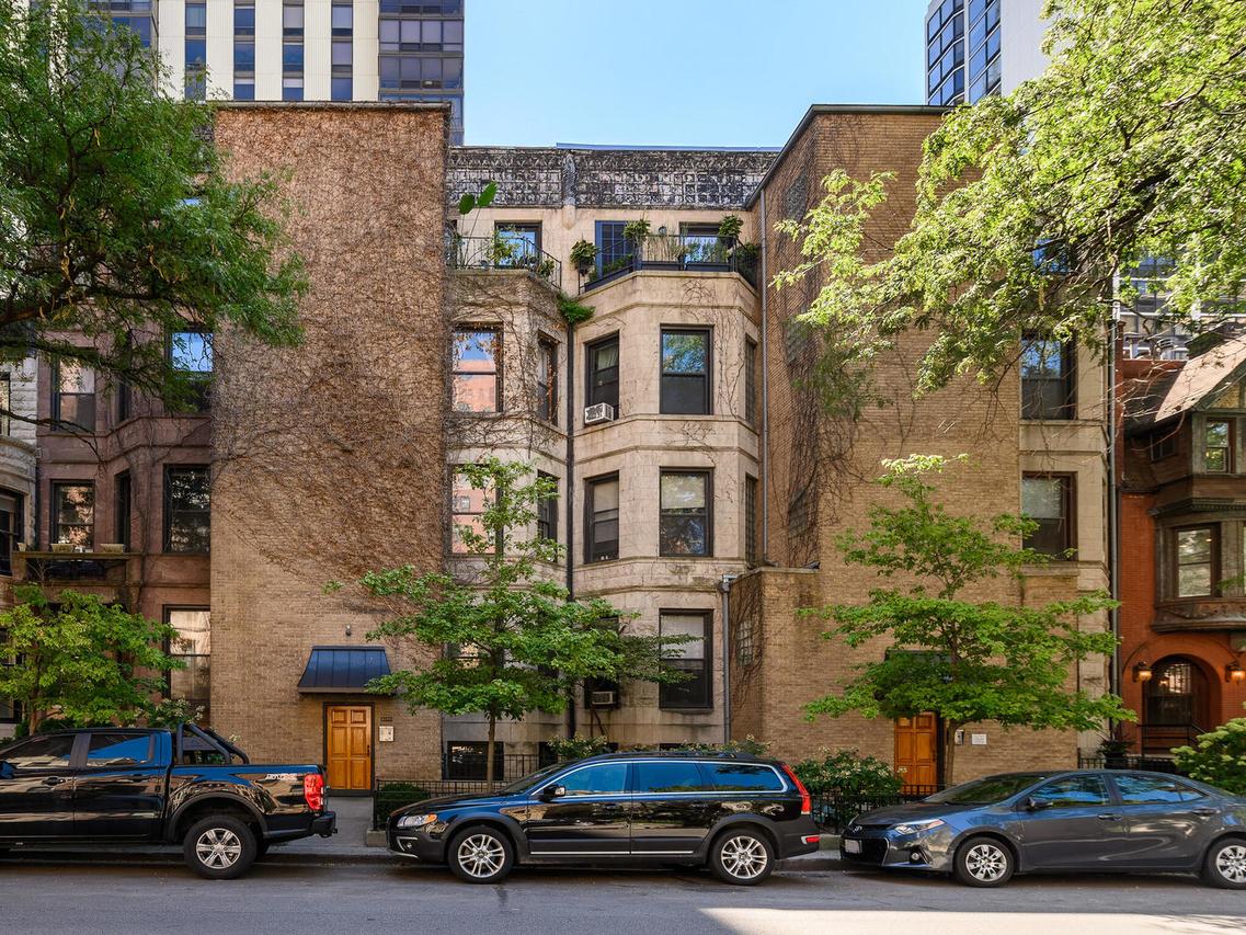 63 E Cedar St. #1AB, Chicago, IL 60611