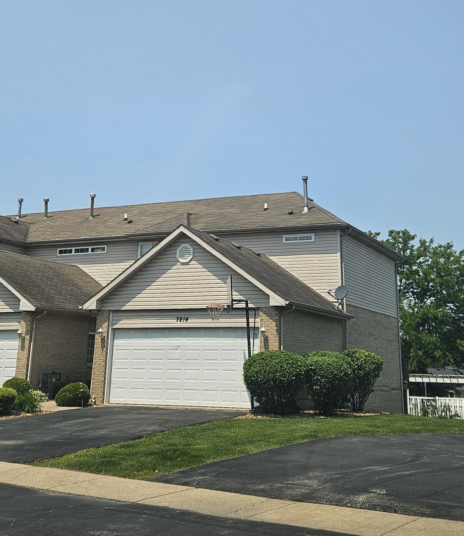 7214 Bradford Ct., Justice, IL 60458