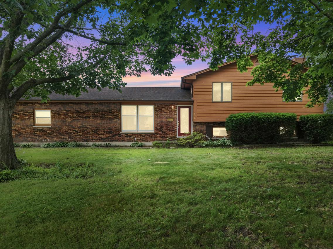 640 Fairway Ln., Sycamore, IL 60178