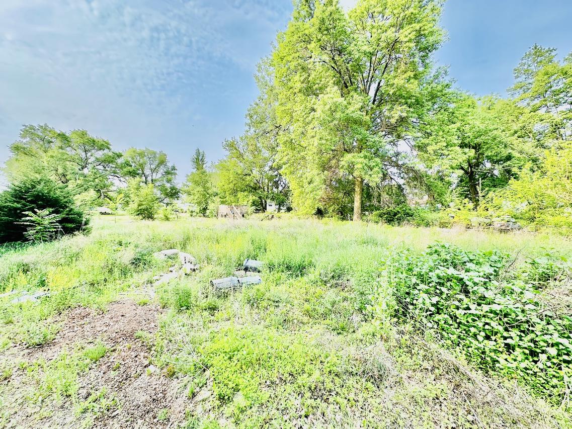 921 Maple St., Streator, IL 61364