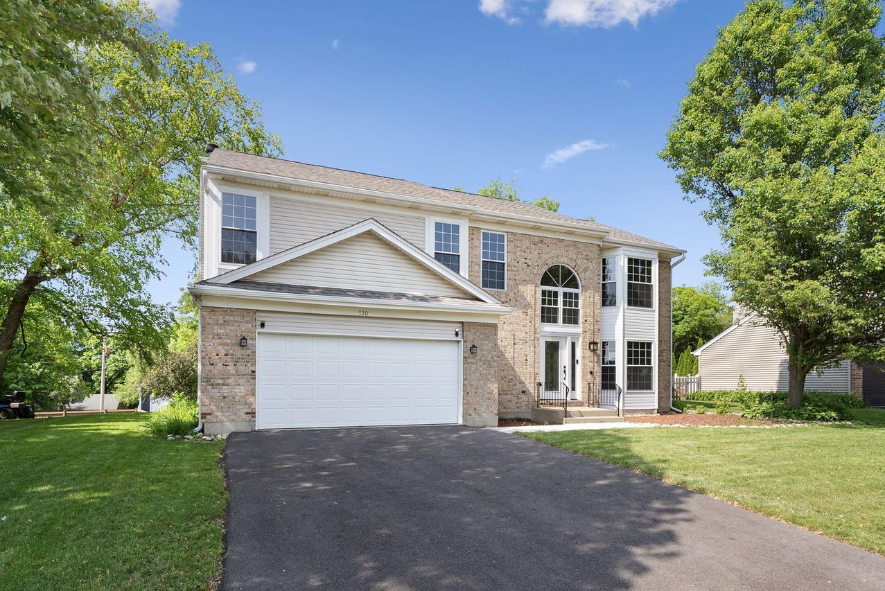 530 Old Oak Cir., Algonquin, IL 60102