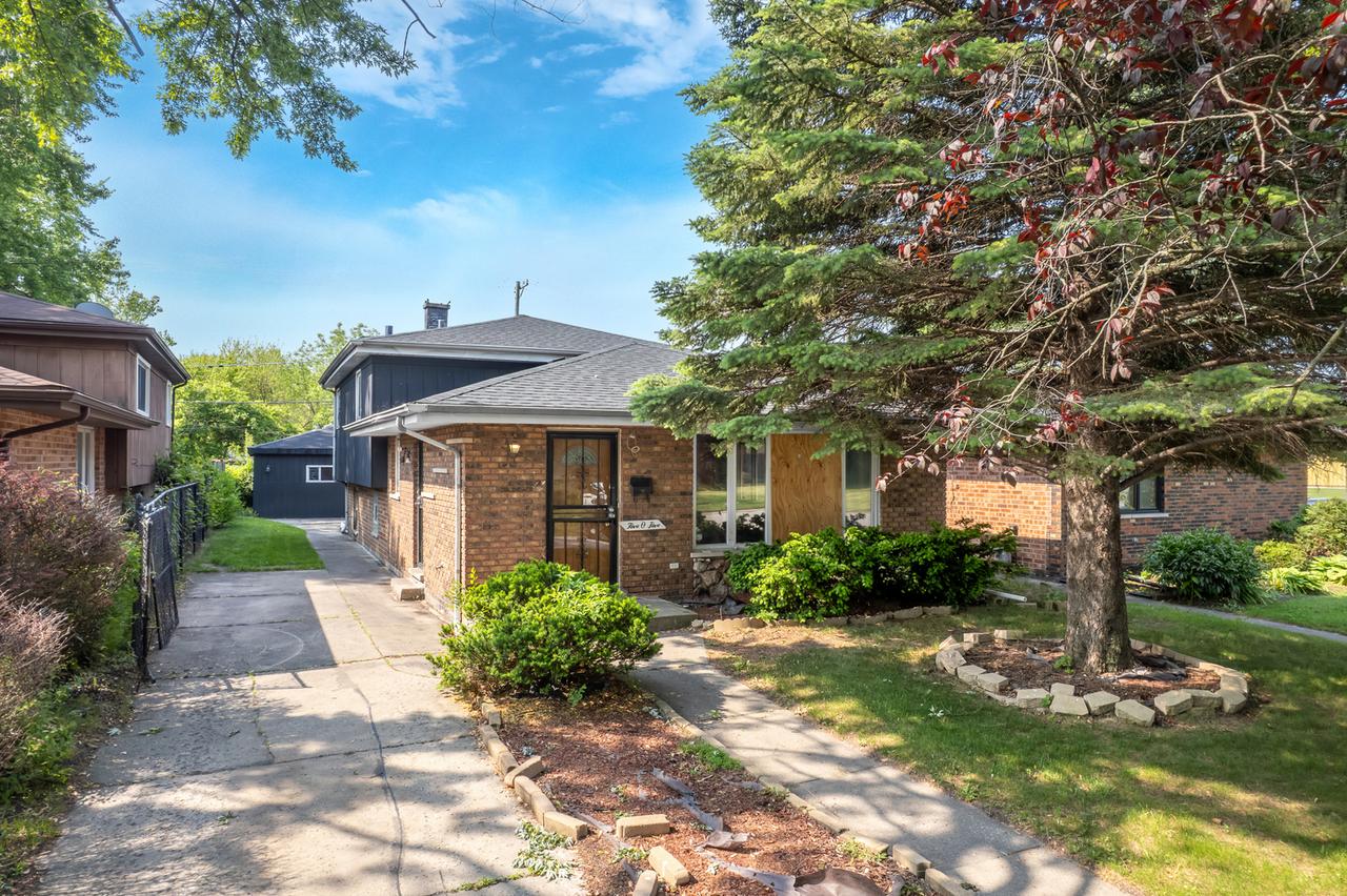 505 E 146th St., Dolton, IL 60419