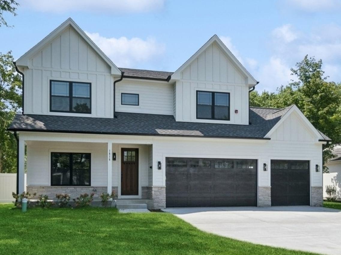 1816 Rosemary Rd., Highland Park, IL 60035