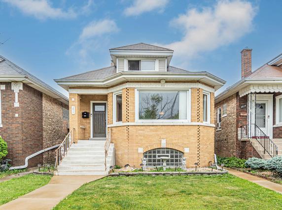 2822 N 76th Ct., Elmwood Park, IL 60707