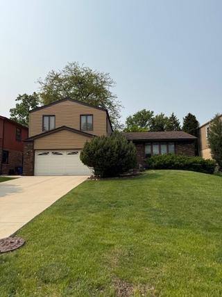 2952 Briarwood Dr., Mount Prospect, IL 60056