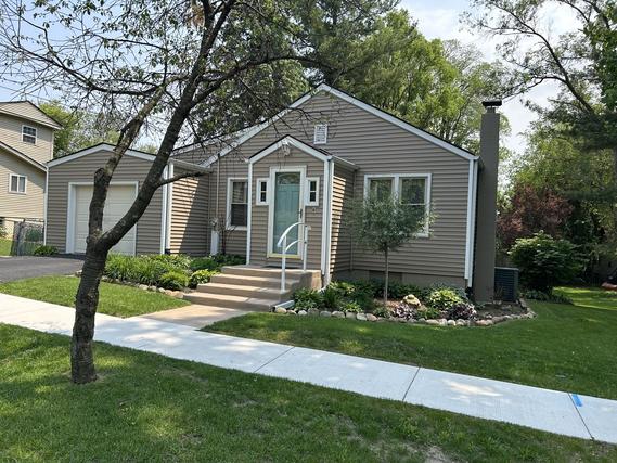 727 Elgin St., Cherry Valley, IL 61016