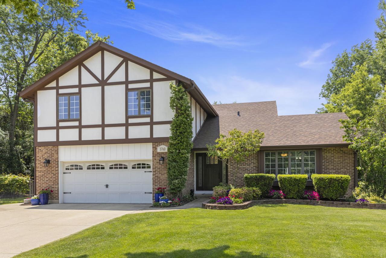 5760 Woodward Ave., Downers Grove, IL 60516