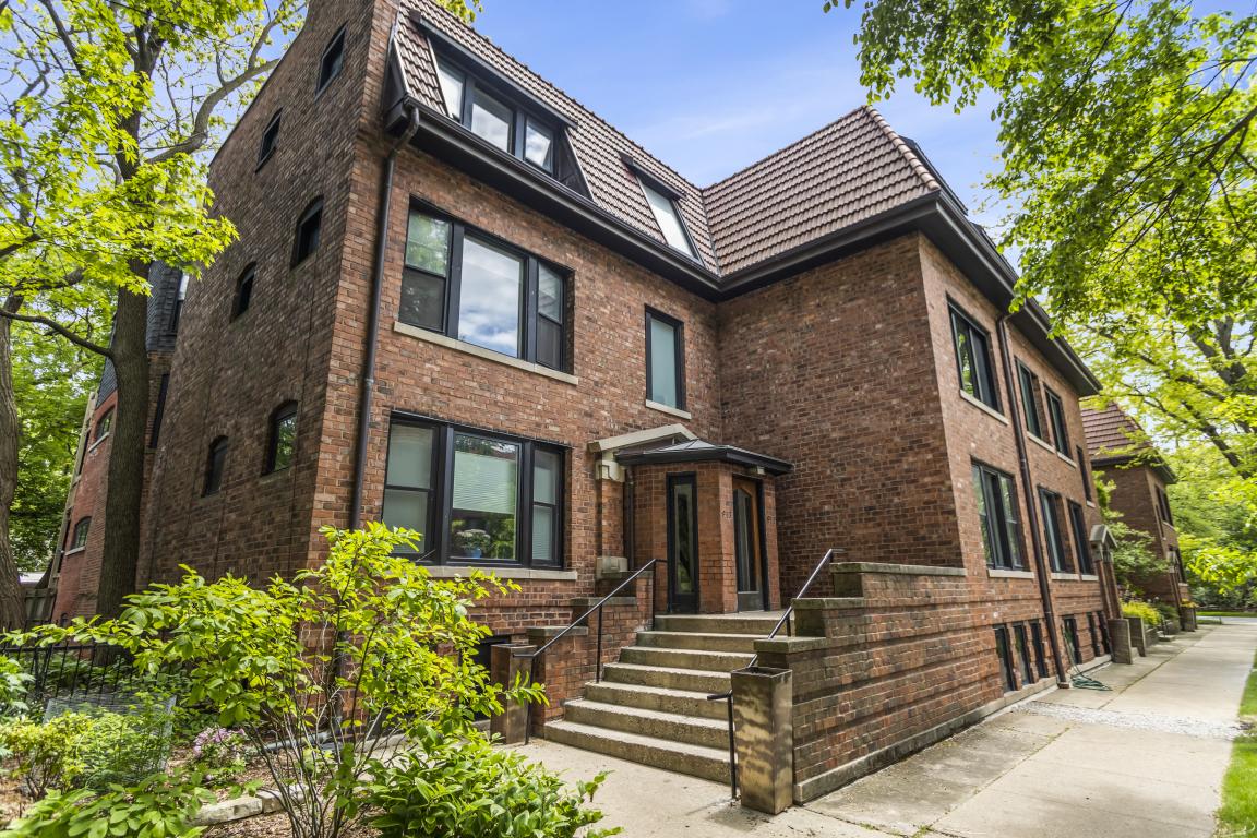 913 Michigan Ave. #3, Evanston, IL 60202