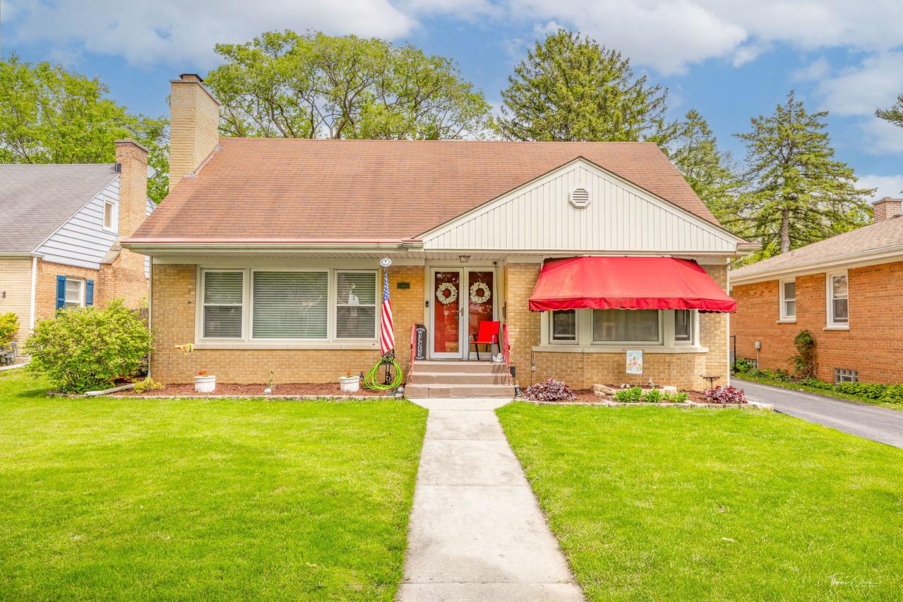 719 S Euclid Ave., Villa Park, IL 60181