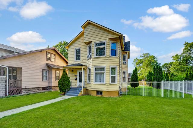 1904 High St., Blue Island, IL 60406