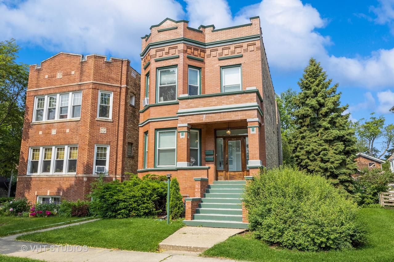 945 Elgin Ave., Forest Park, IL 60130
