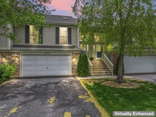 2827 S Embers Ln., Arlington Heights, IL 60005