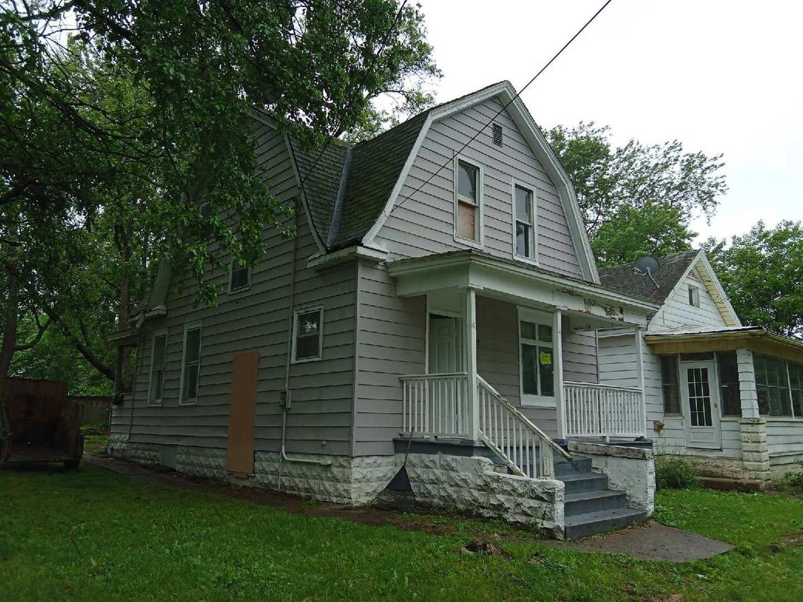 2324 W Wiswall St., Peoria, IL 61605