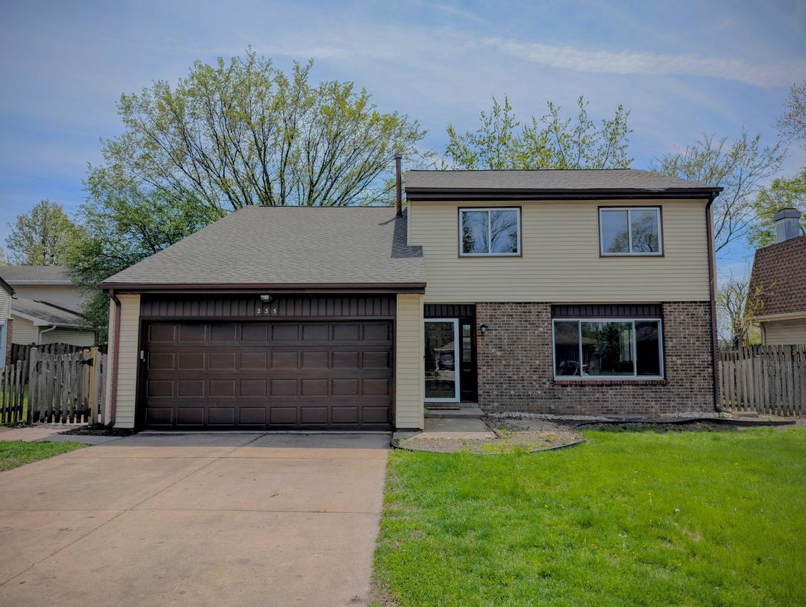 235 E Manchester Dr., Wheeling, IL 60090