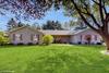 570 N Sharon Dr., Woodstock, IL 60098