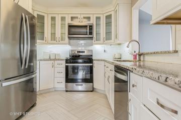 1245 Rhodes Ln., Naperville, IL 60540