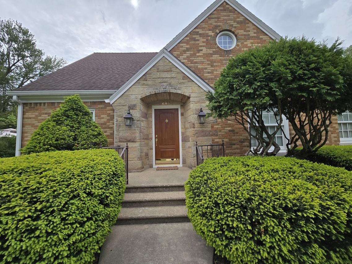 210 S Ridge St., Shannon, IL 61078