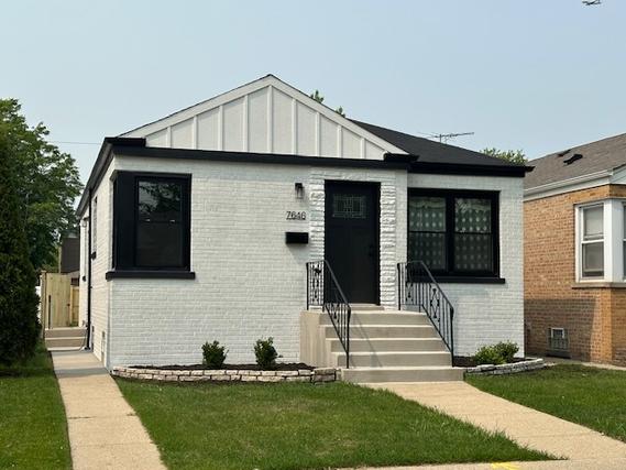 7646 W Myrtle Ave., Chicago, IL 60631