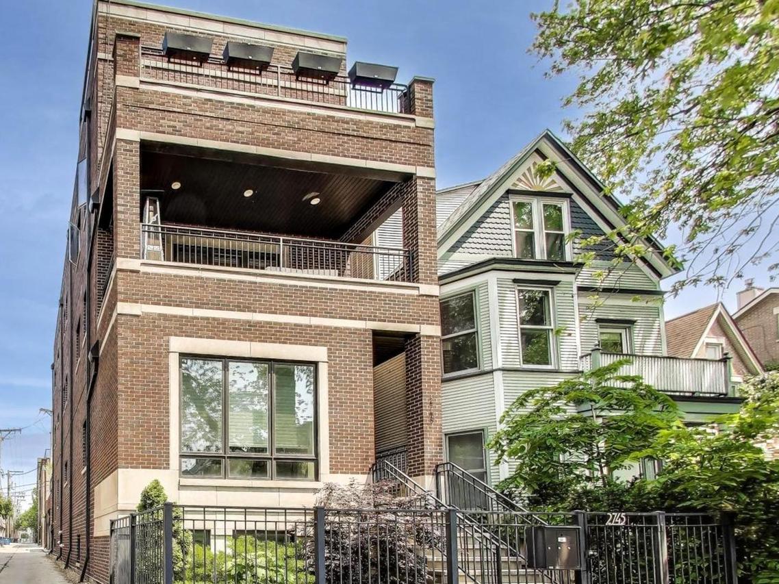 2745 N Greenview Ave. #2, Chicago, IL 60614