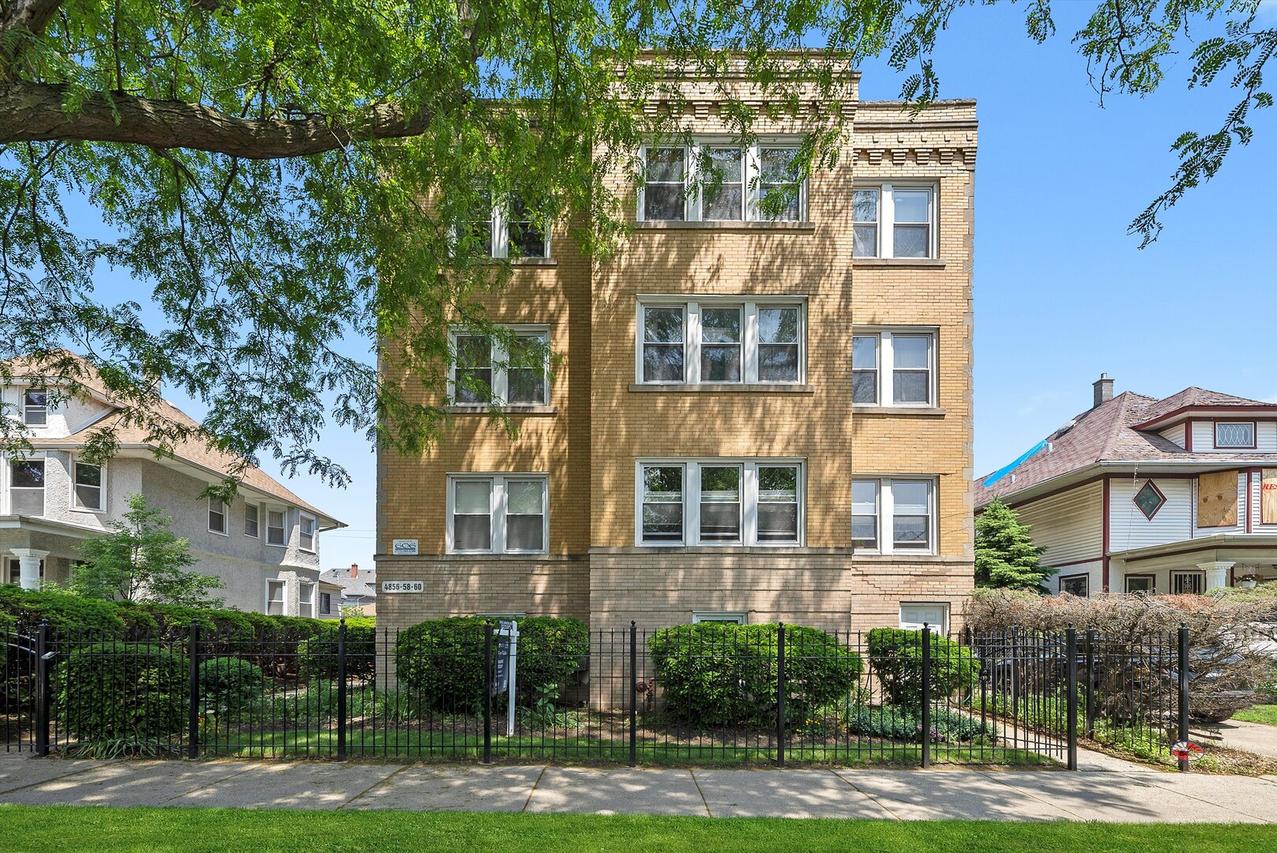 4860 W Warner Ave. #1, Chicago, IL 60641