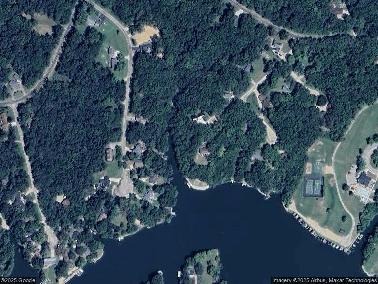 16 Country Club Dr., Putnam, IL 61560