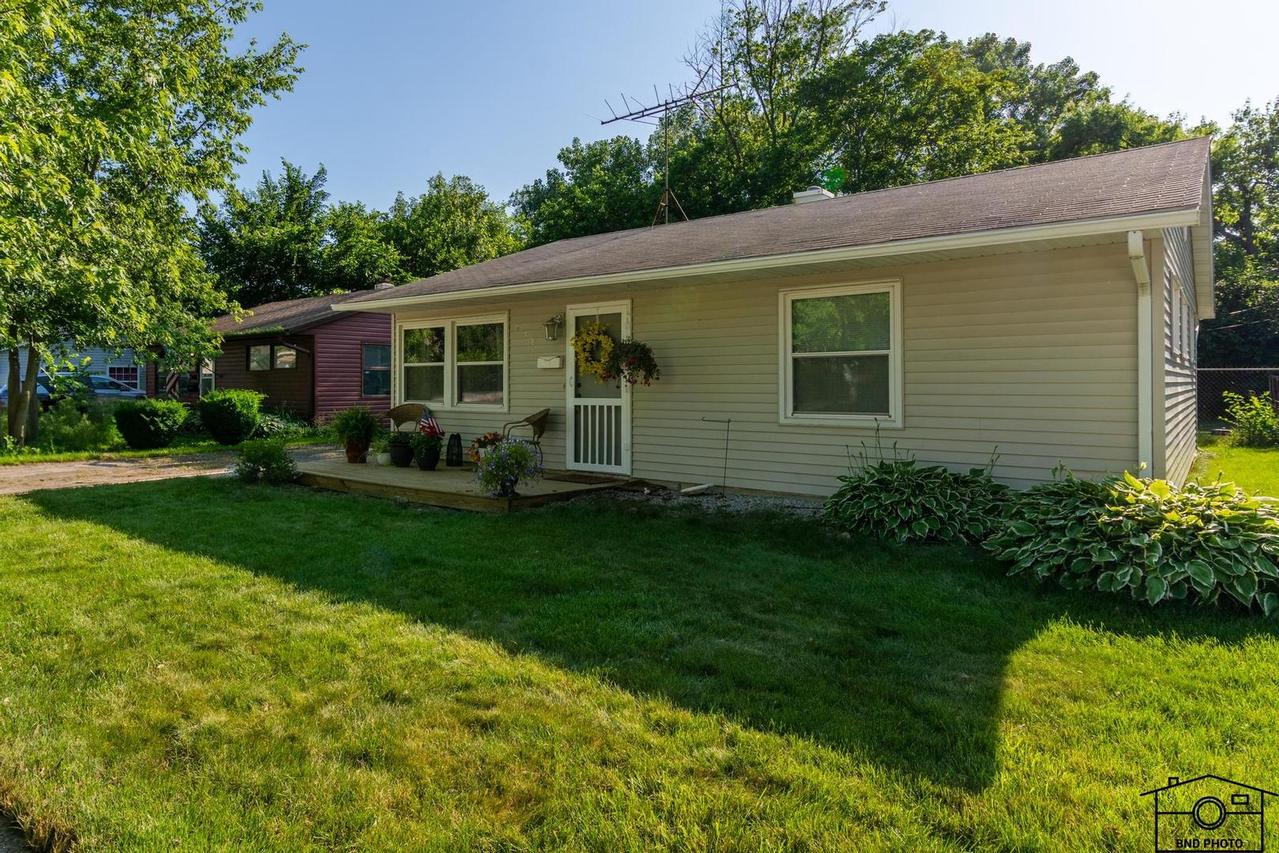 338 Dorsetshire Dr., Steger, IL 60475