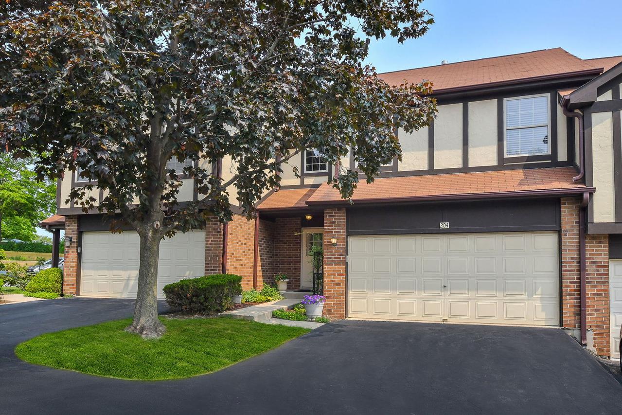204 Stoneybrook Ln., Bloomingdale, IL 60108