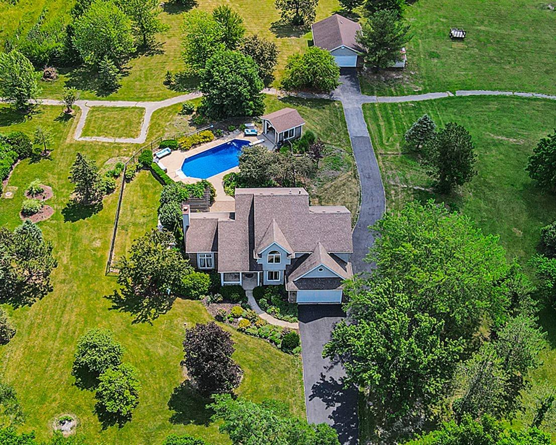 23243 S Volbrecht Rd., Crete, IL 60417