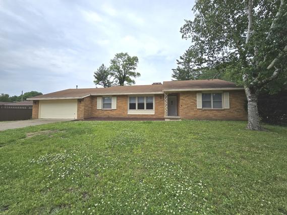 1308 W Kirby Ave., Champaign, IL 61821