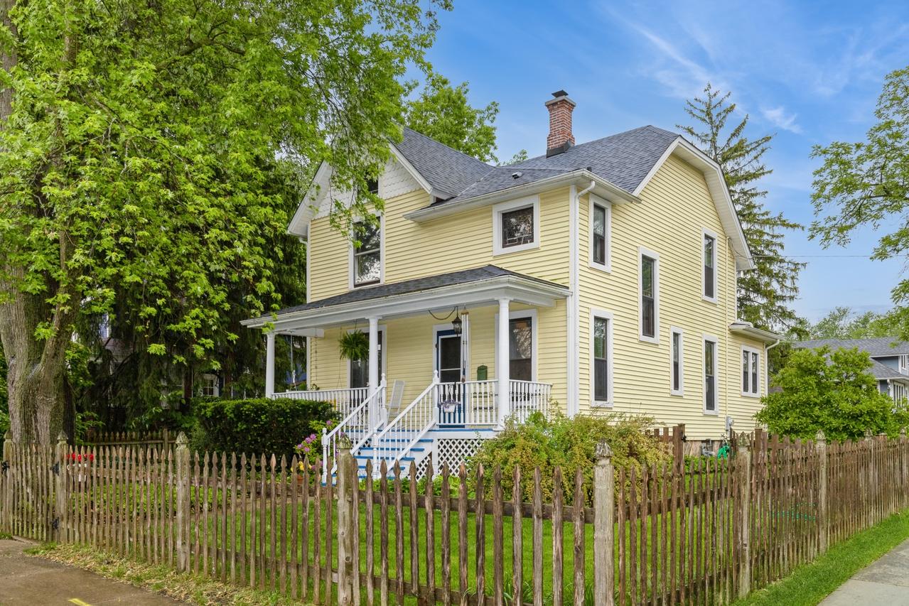 449 Dacy St., Woodstock, IL 60098