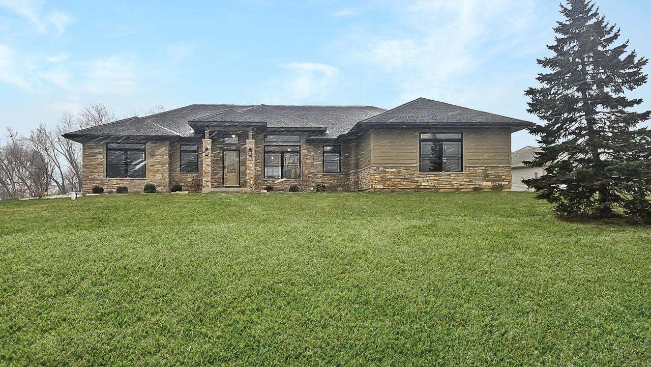 2619 Sanctuary Ln., Spring Grove, IL 60081