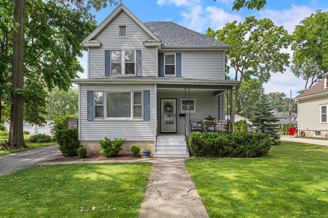 808 W Green St., Champaign, IL 61820