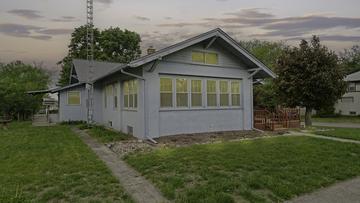 110 E Center St., Mount Morris, IL 61054