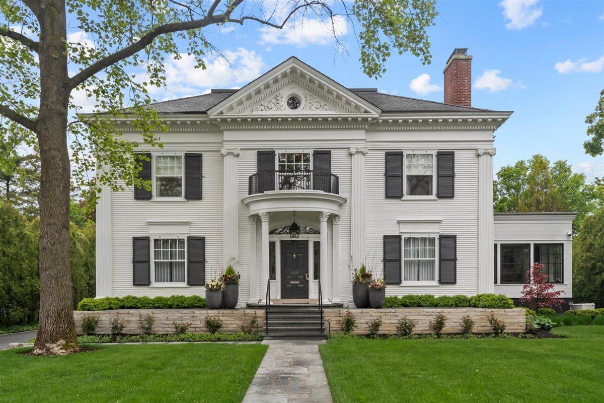 149 Kenilworth Ave., Kenilworth, IL 60043