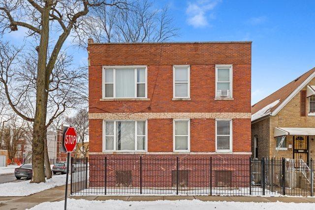 3436 W Huron St., Chicago, IL 60624