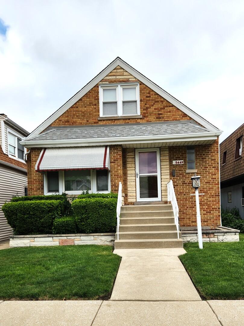 5449 N Mobile Ave., Chicago, IL 60630