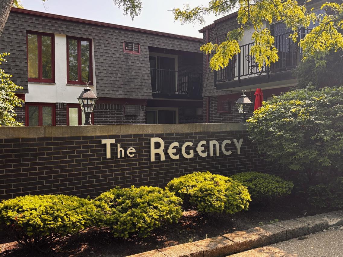 1015 Deerfield Rd. #132, Deerfield, IL 60015