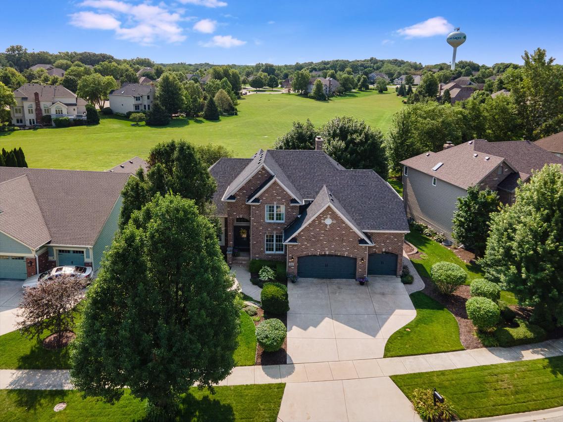 769 Brighton Dr., Sugar Grove, IL 60554