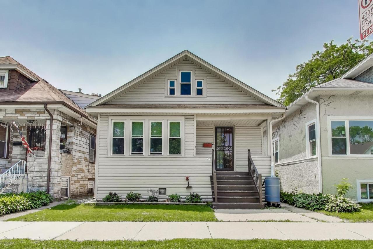 4917 W Patterson Ave., Chicago, IL 60641