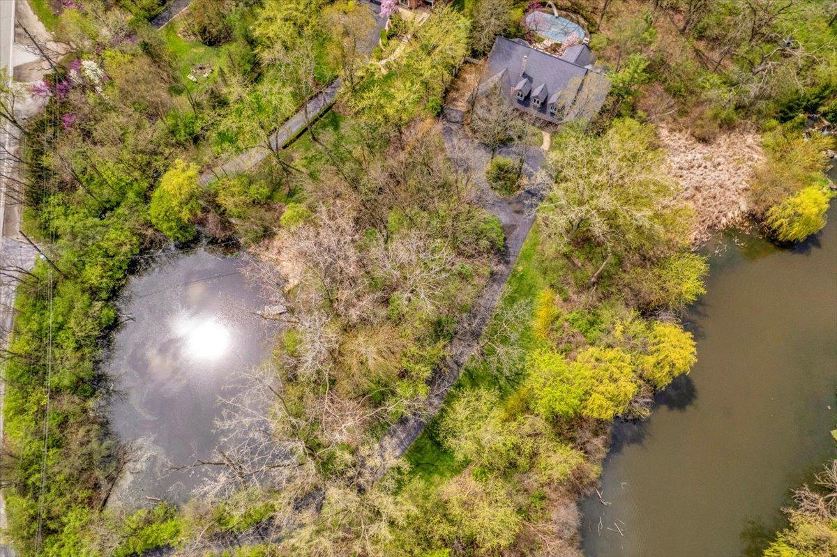 12504 Southwest Hwy., Palos Park, IL 60464