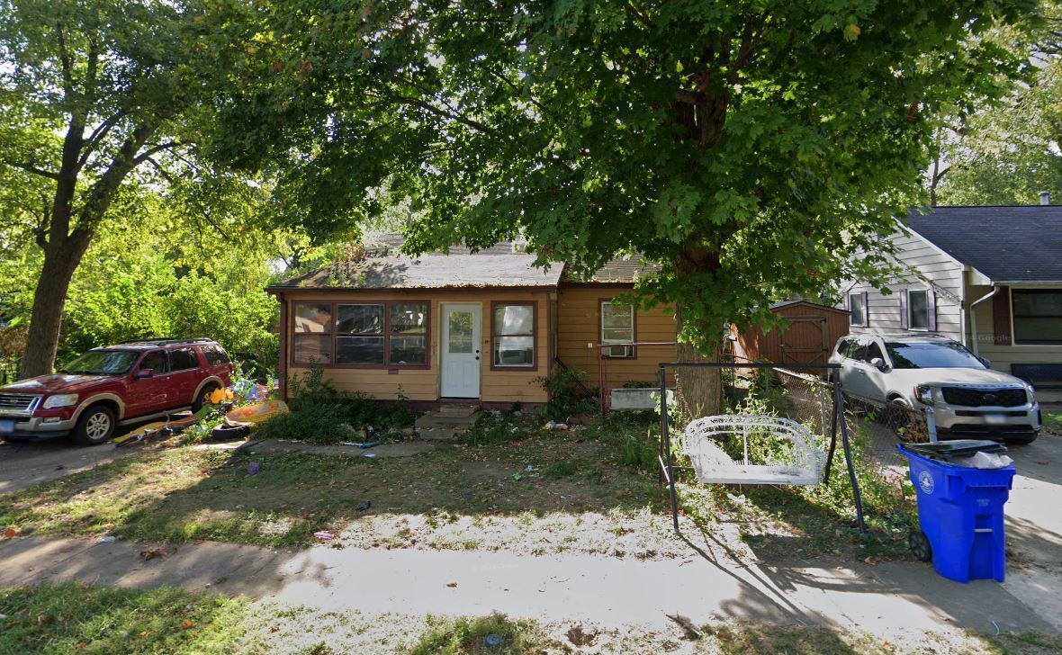 705 S Oakland Ct., Decatur, IL 62522