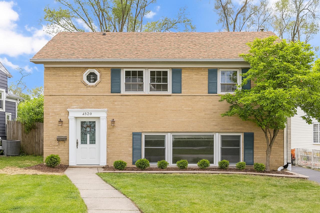 4520 Prince St., Downers Grove, IL 60515